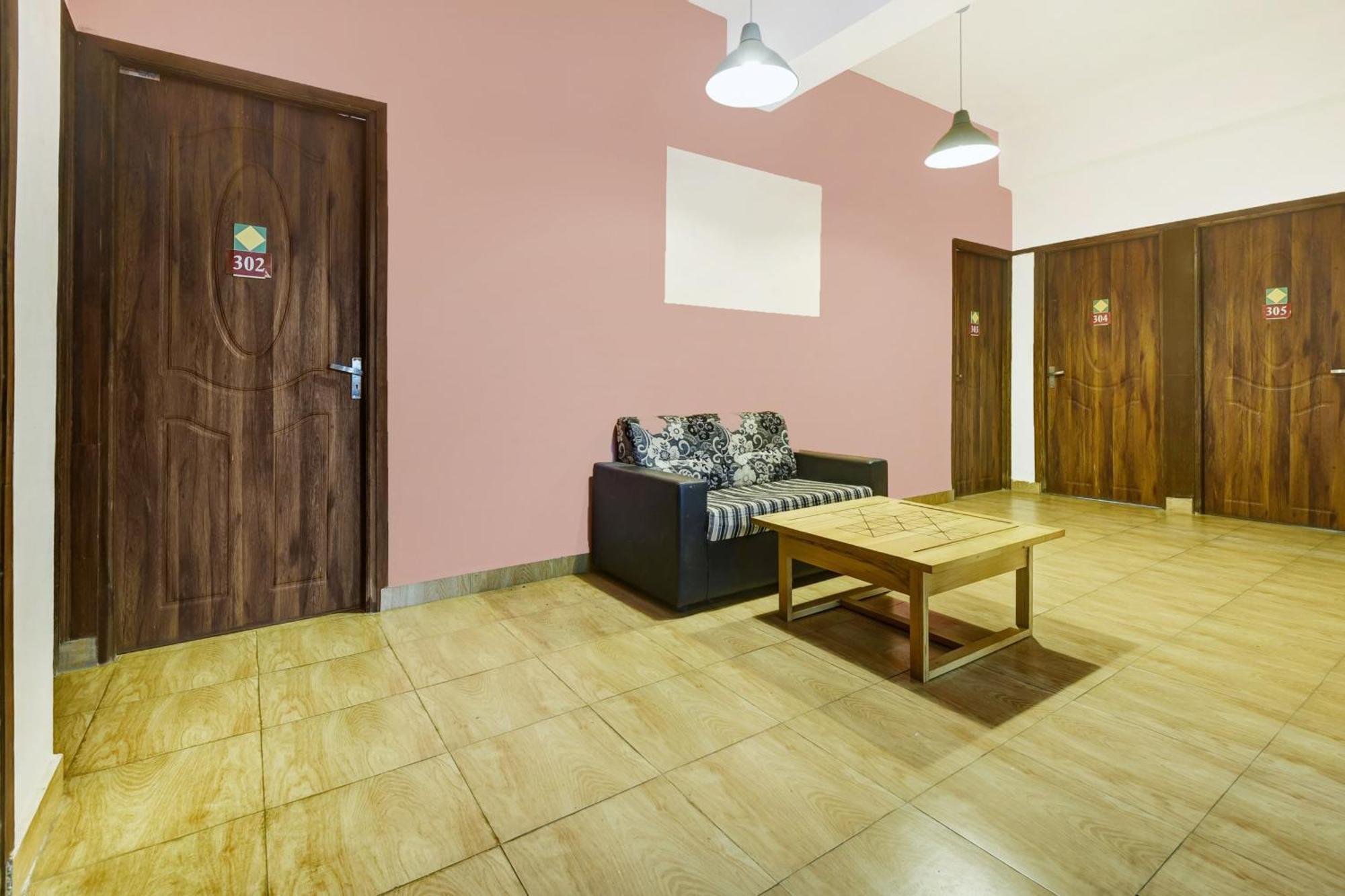 Super Hotel O Porvorim Near Mall De Goa Bagian luar foto